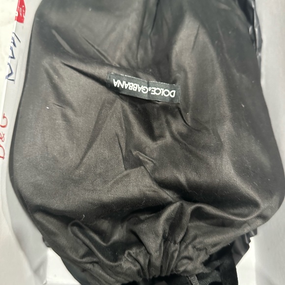 worn once, Authentic, no damage or scratch - Picture 3 of 4